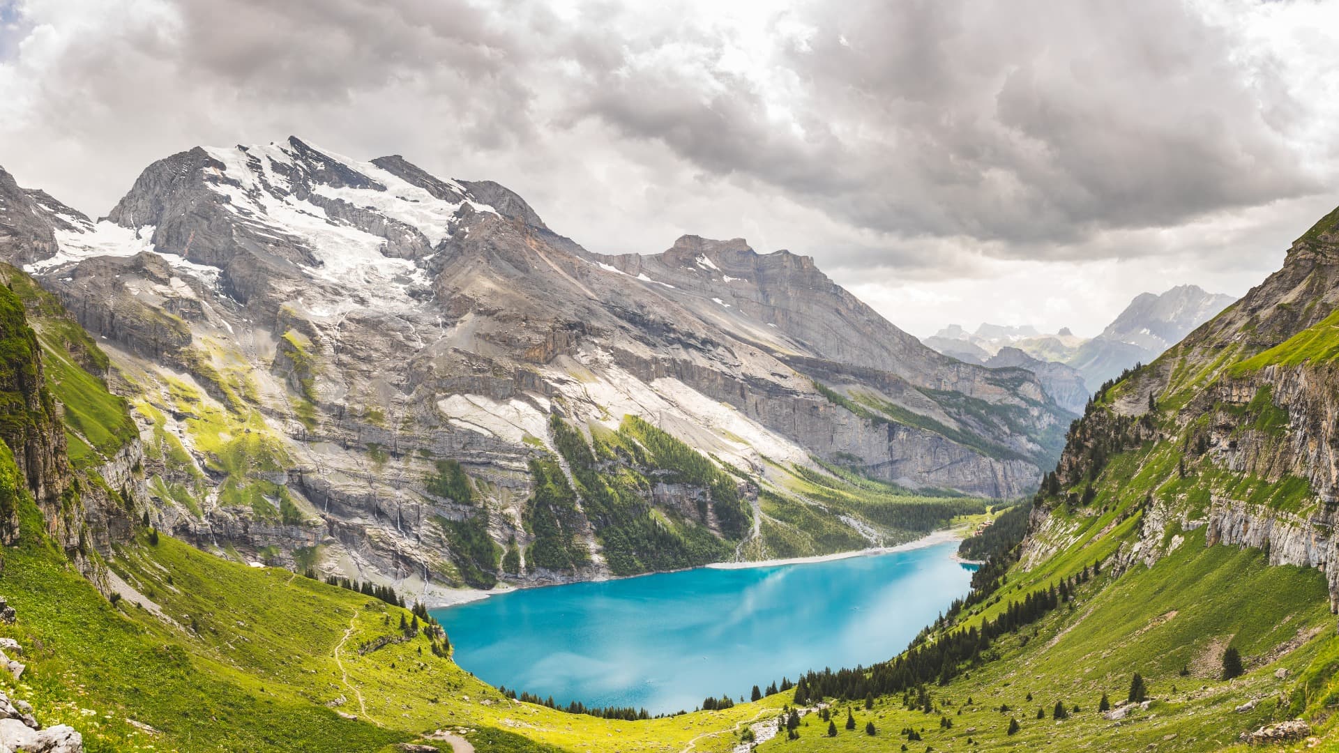 Онлайн-запись в Визовый Центр Швейцарии VFS Global на подачу документов для оформления Визы